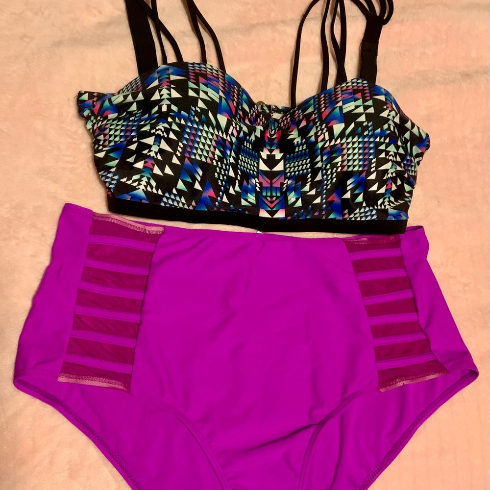 Colorful Geometric Print Bikini Set
